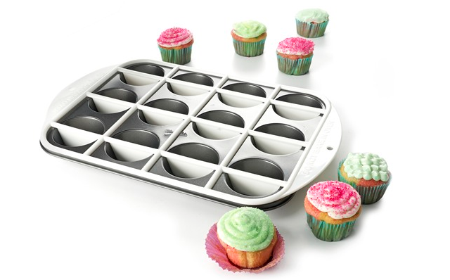 Half-Half-Cupcake-Pan