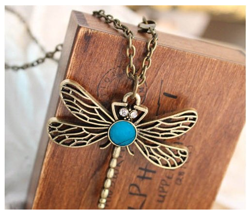 dragonfly-necklace