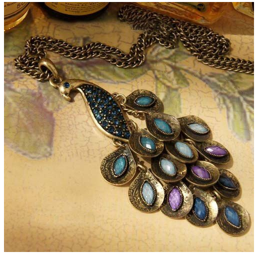 peacock-necklace